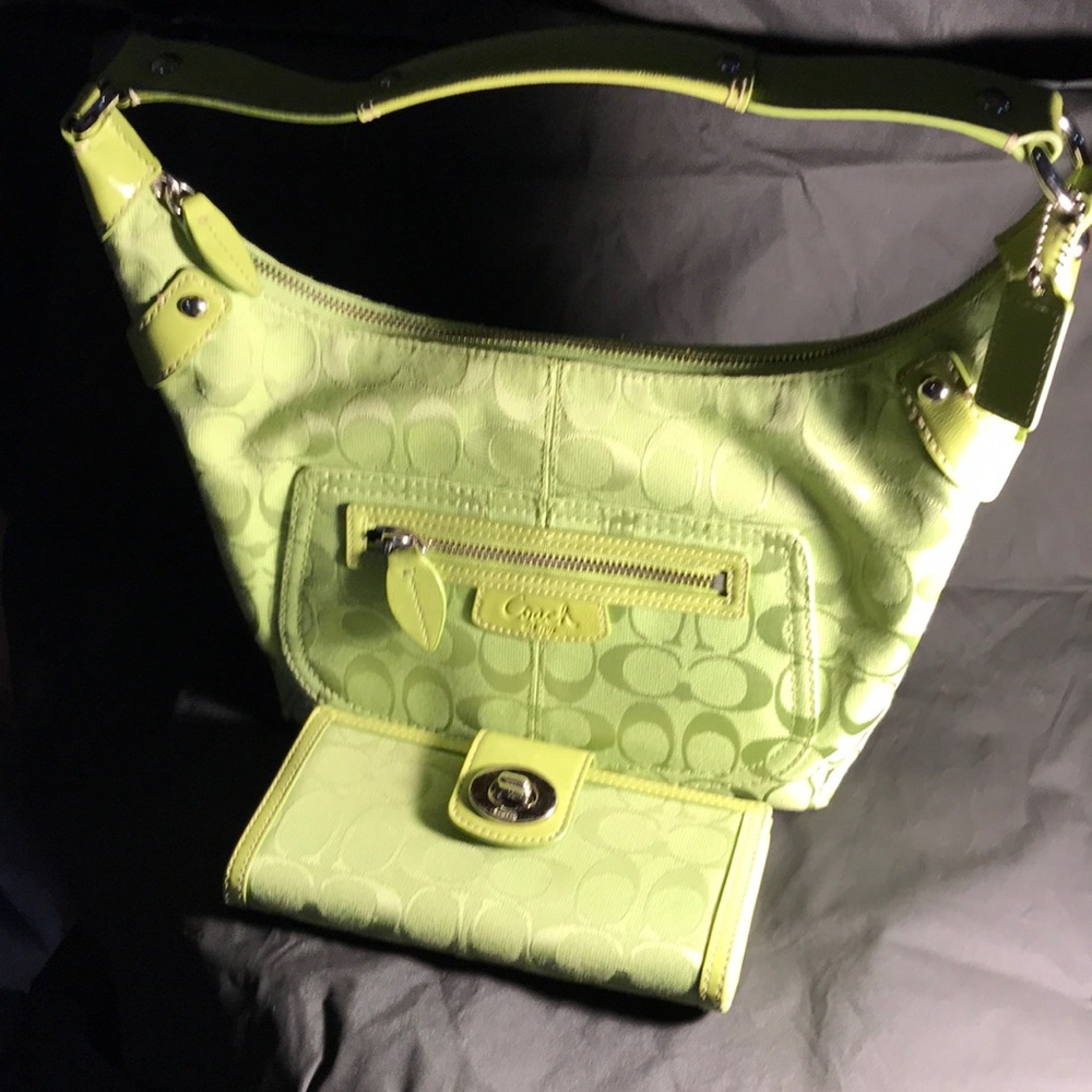 Coach purse and wallet